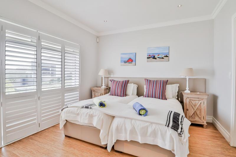 To Let 5 Bedroom Property for Rent in Pinnacle Point Golf Estate Western Cape